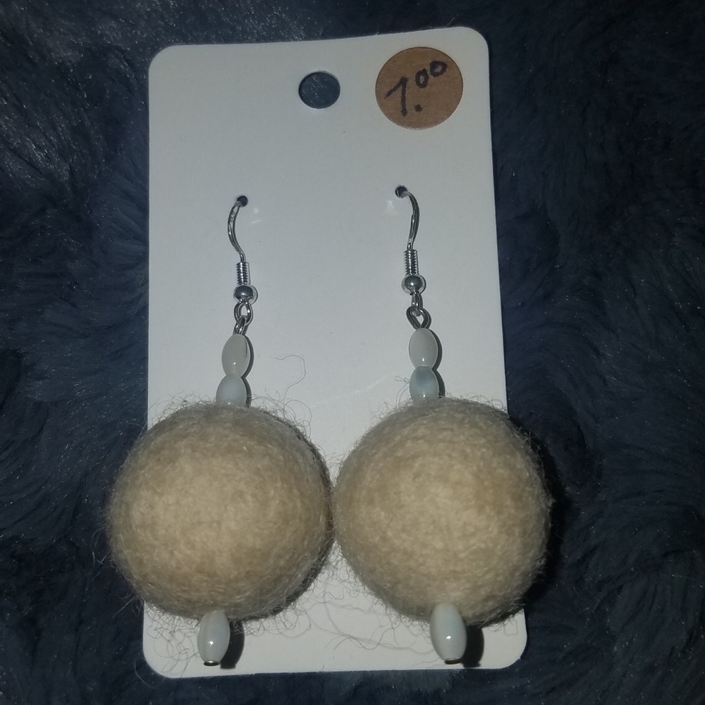Pom Pom Earrings